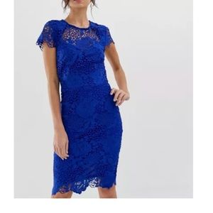 Paper Dolls Cap Sleeve Sweetheart Lace Dress